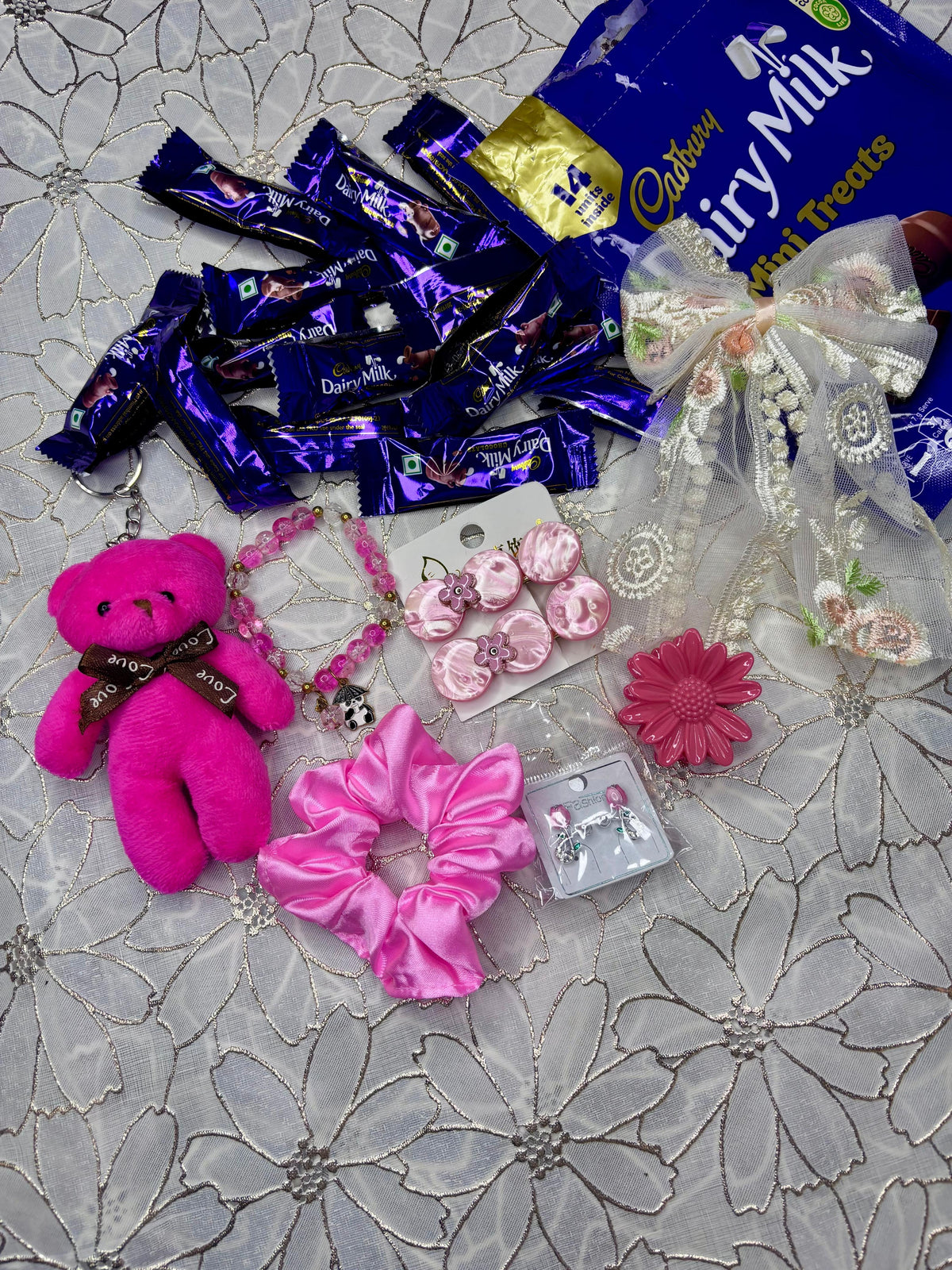 { Mystery } Dairy Milk surprise bag 💗💙