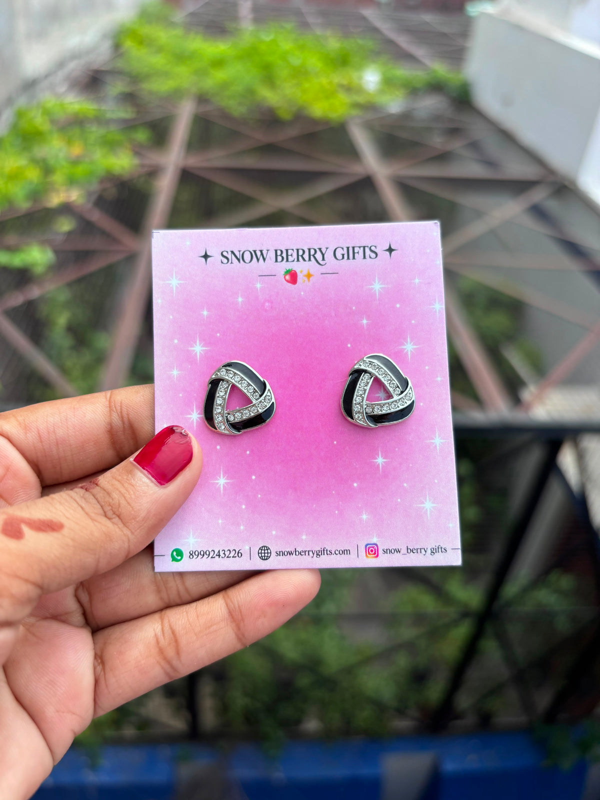 Earing stud
