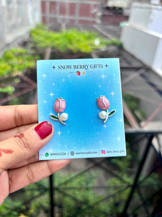 { Pink } Tulip stud